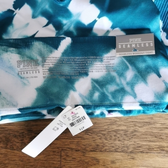 Pink Victoria's Secret Teal Tie Dye Leggings Small New - Picture 7 of 8